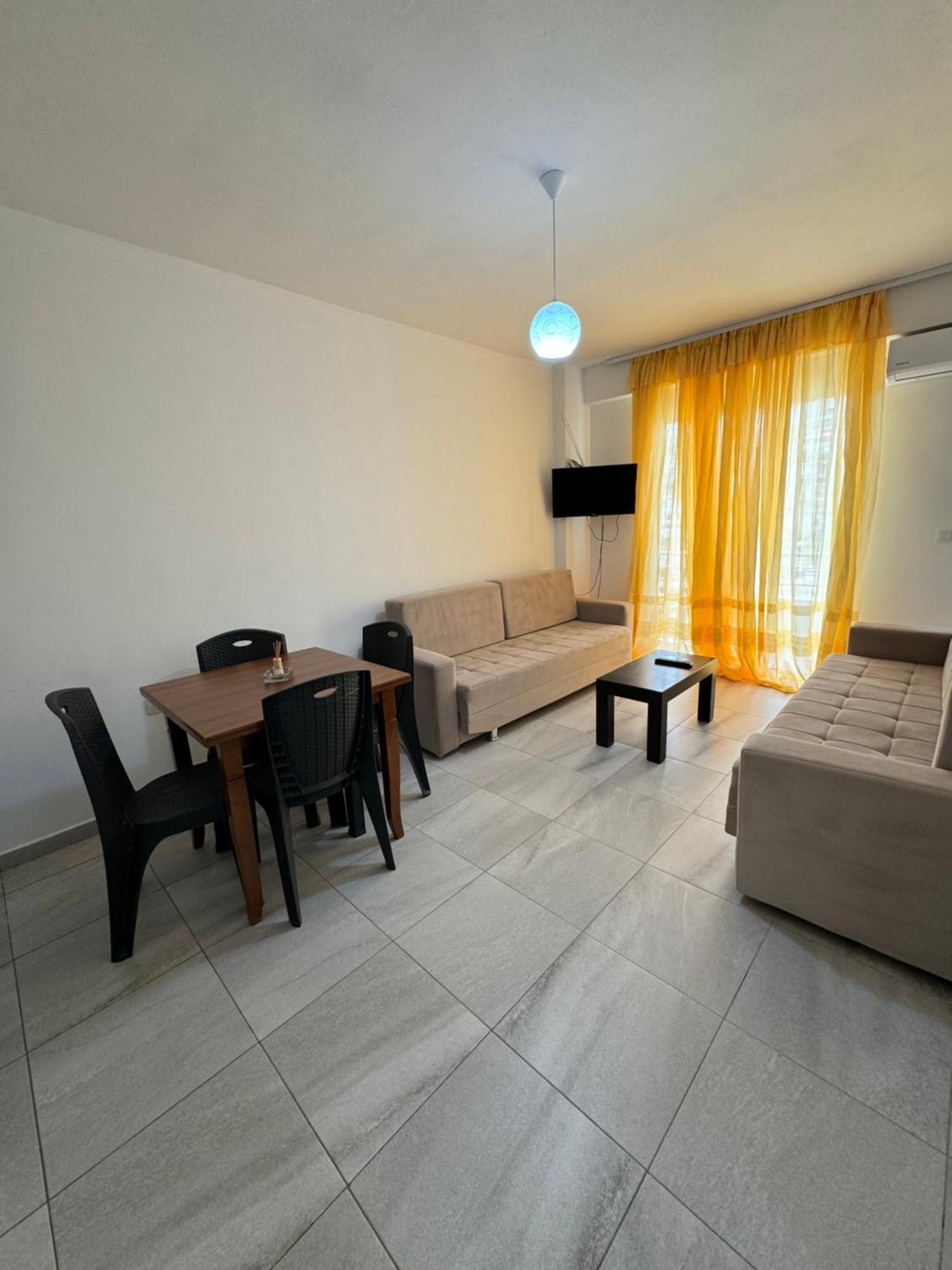 L.T. Noy'S Apartment Saranda Extérieur photo